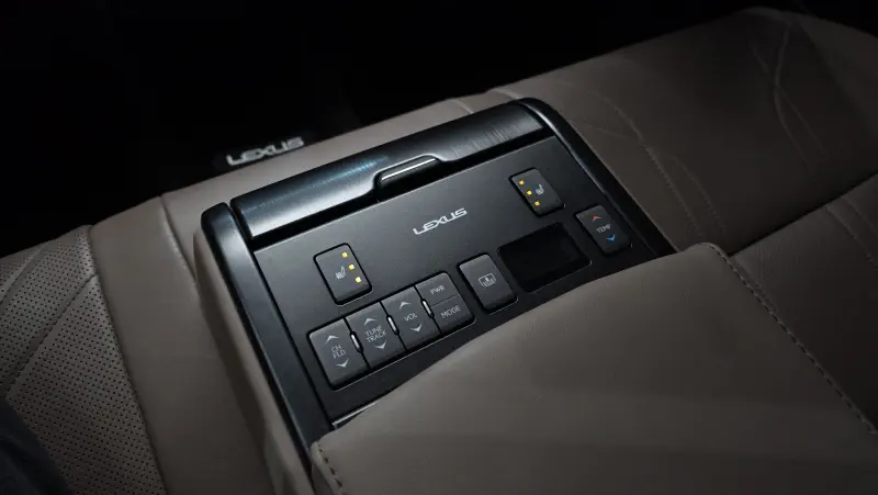 Lexus ES300h