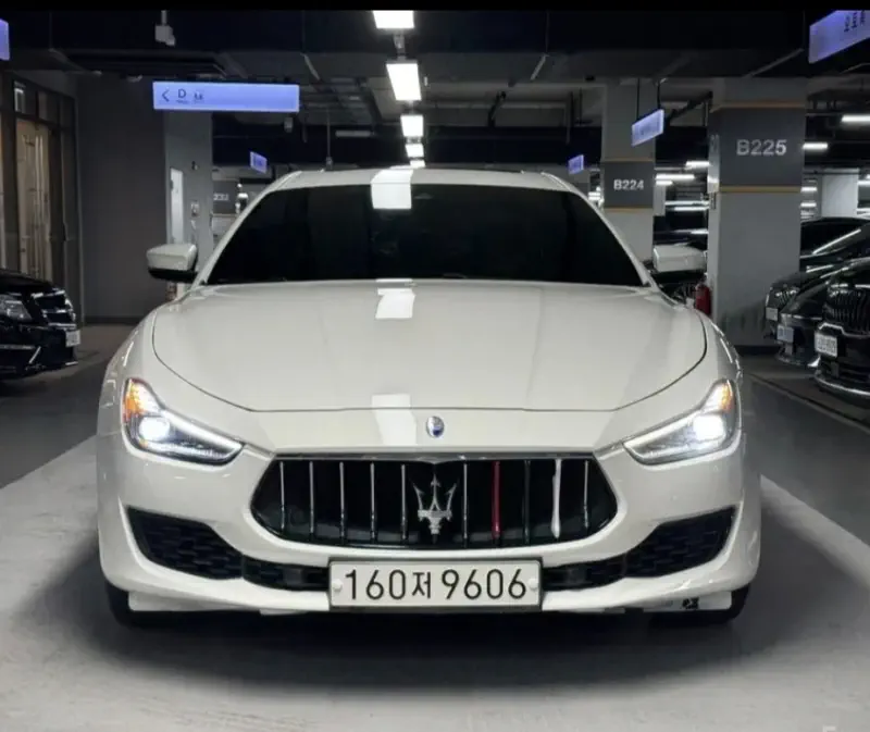 Maserati Ghibli