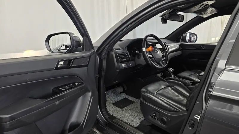 SsangYong Rexton Sports Khan