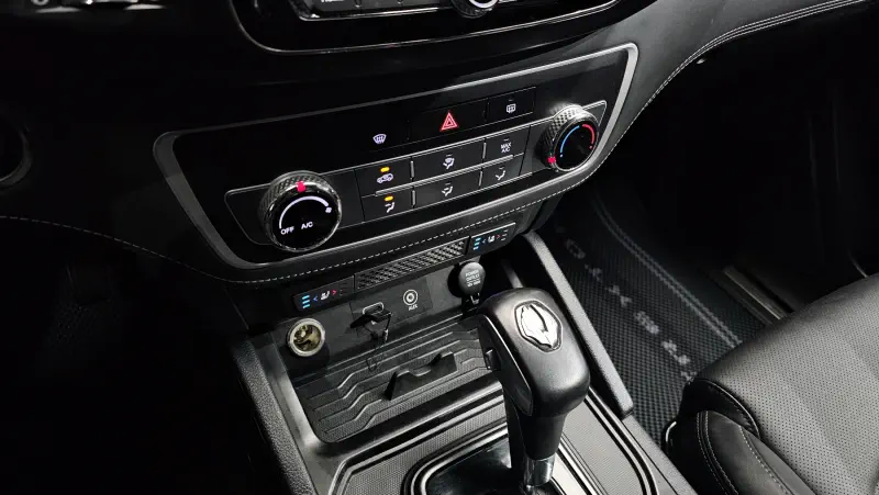SsangYong Rexton Sports
