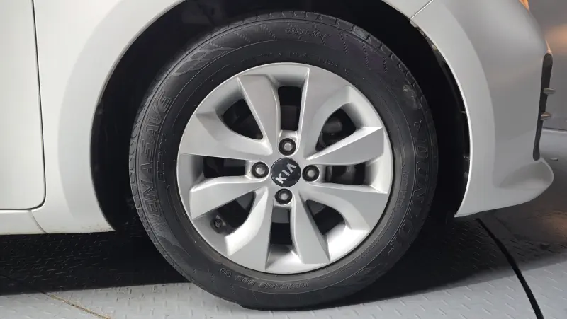 Kia pride