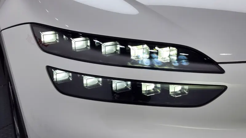 Genesis GV60