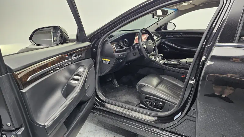 Купить Genesis G90 Gyeonggi из Кореи