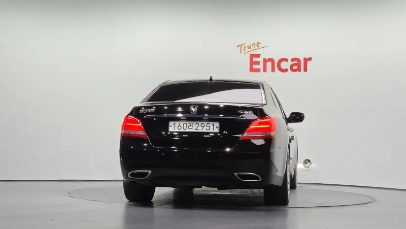 Hyundai Equus
