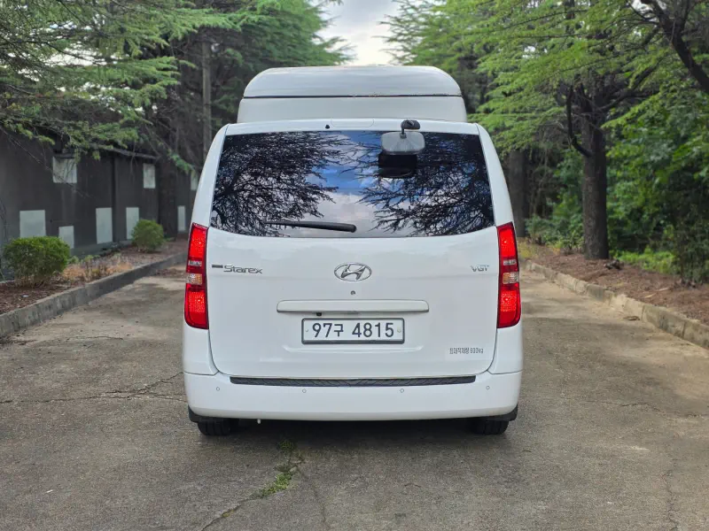 Hyundai Grand Starex