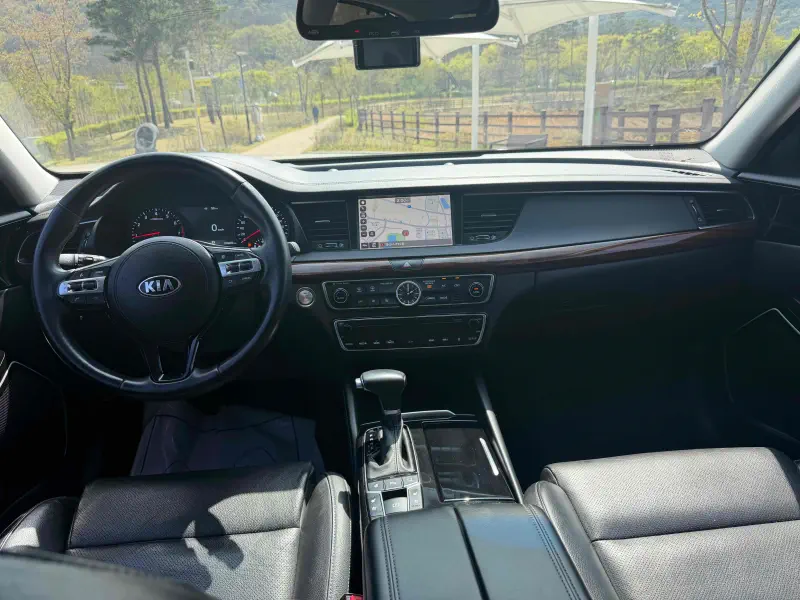Kia K7