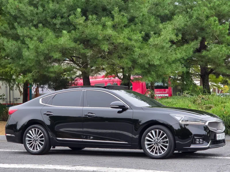 Kia K7