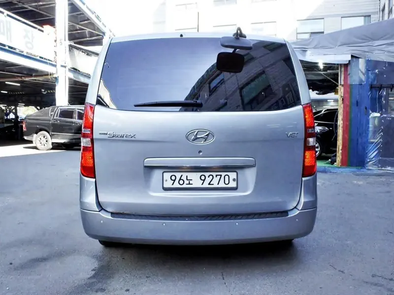 Hyundai Grand Starex