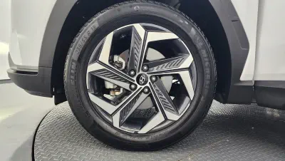 Hyundai Tucson 4