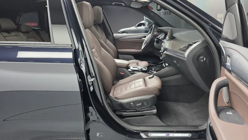 BMW iX3