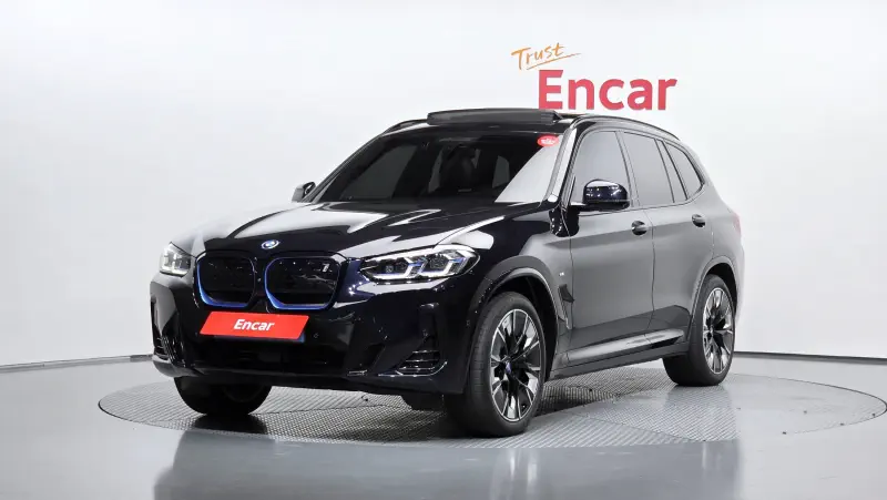 BMW iX3