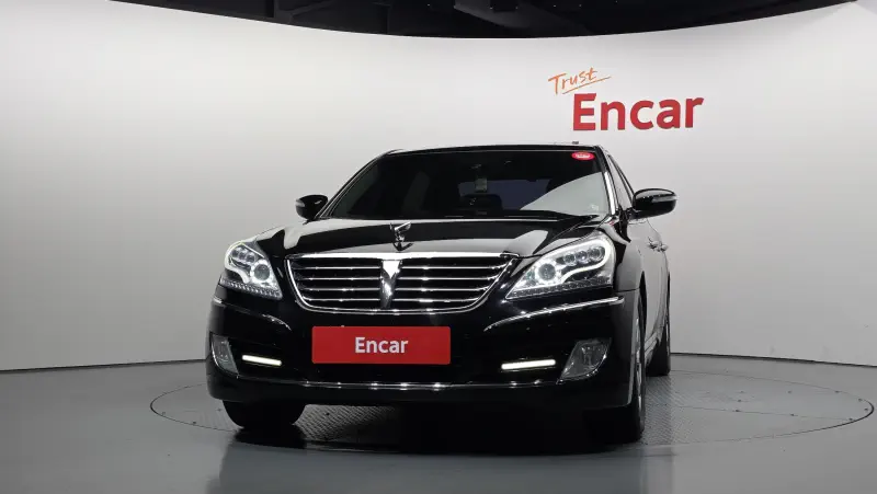 Hyundai Equus