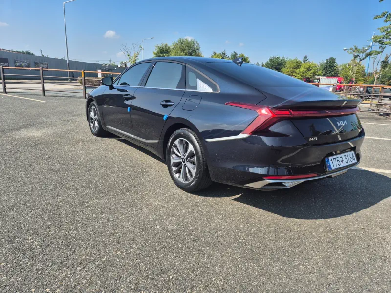 Kia K8