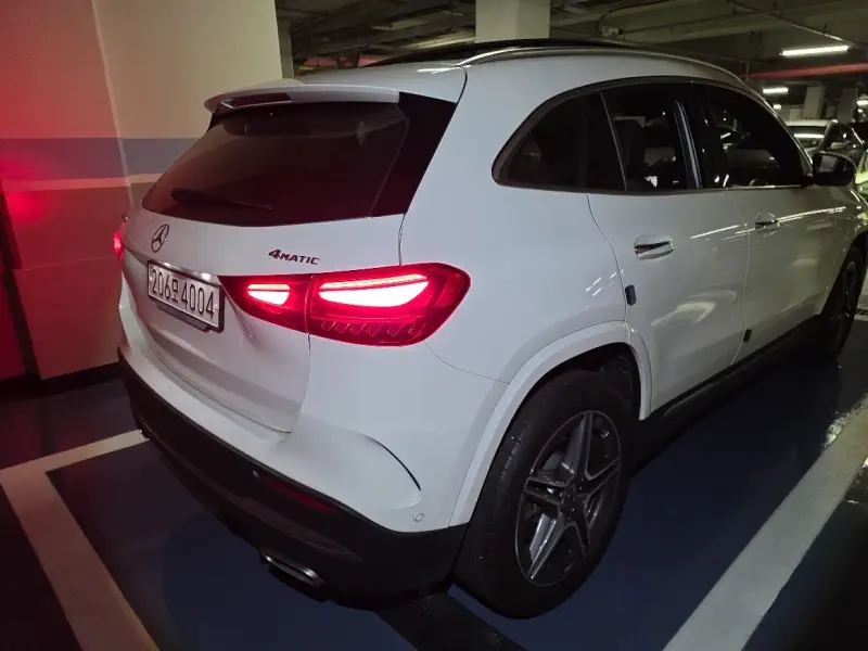 Mercedes-Benz GLA-Class