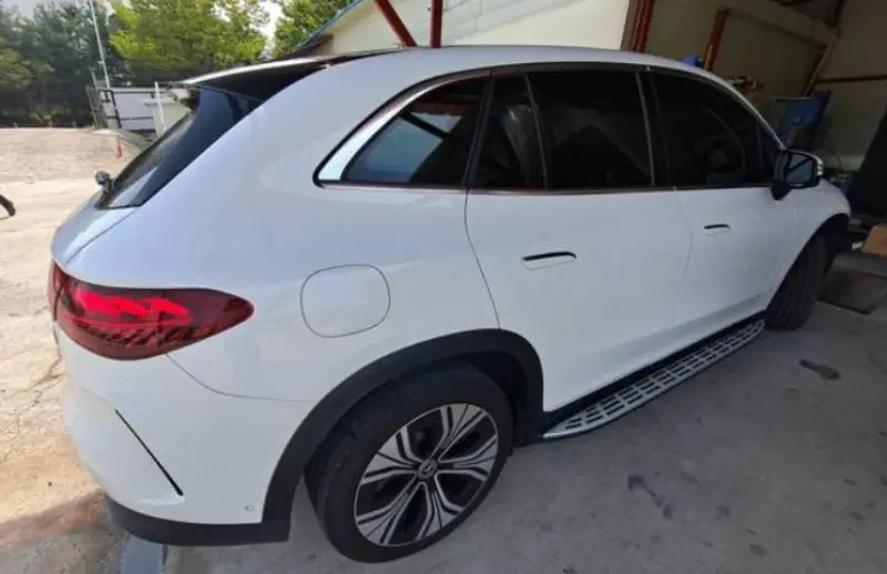 Mercedes-Benz EQE