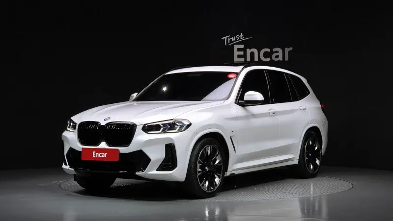 BMW iX3