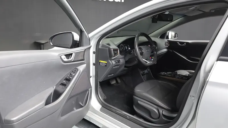 Hyundai Ioniq