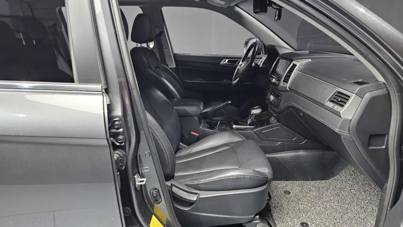 SsangYong Rexton Sports