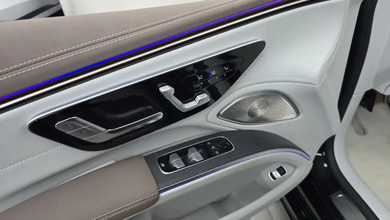 Mercedes-Benz EQS