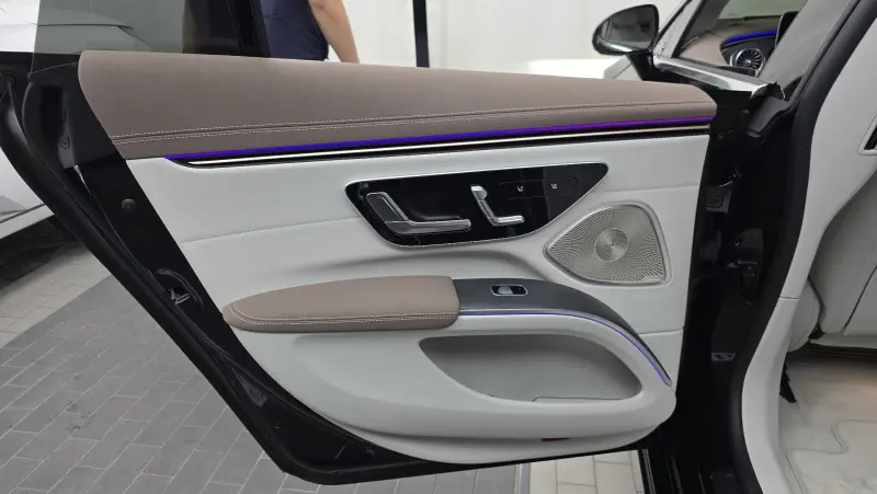 Mercedes-Benz EQS