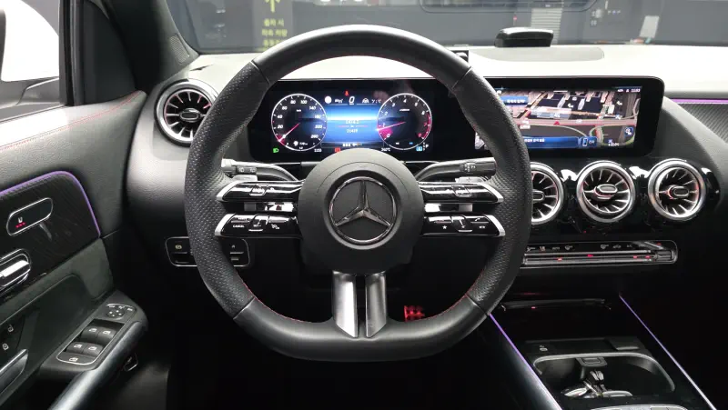 Mercedes-Benz GLA-Class