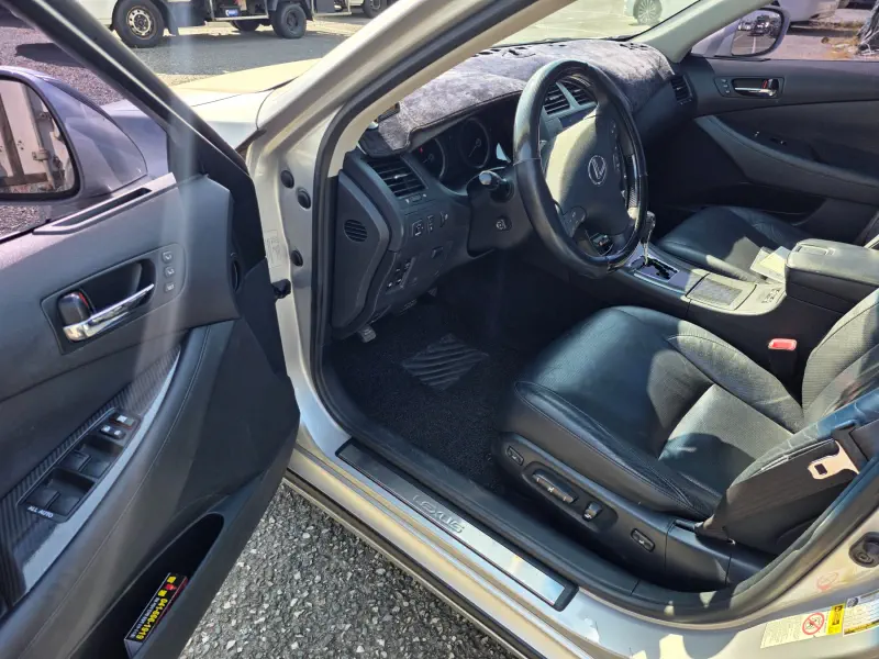 Lexus ES350