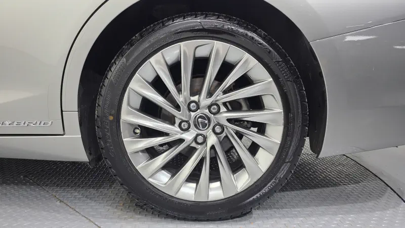 Lexus ES300h