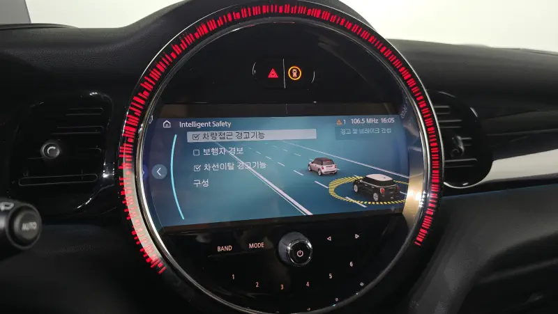 MINI Hatch