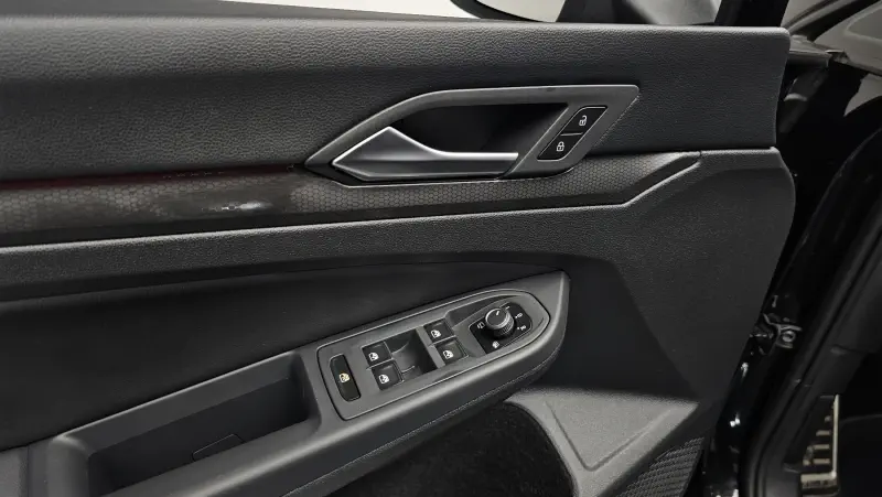 Купить Volkswagen Golf Seoul из Кореи