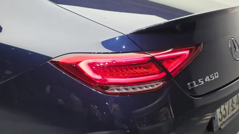 Mercedes-Benz CLS-Class