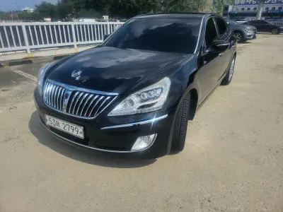 Hyundai Equus