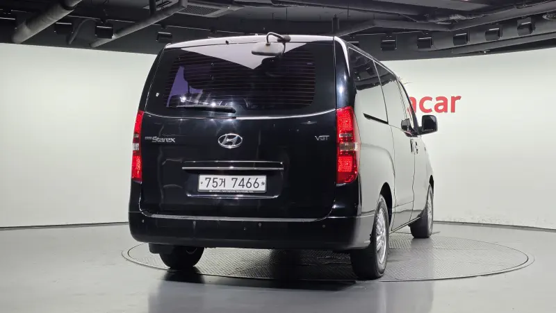 Hyundai Grand Starex