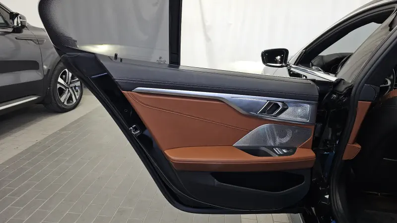 BMW 8-Series