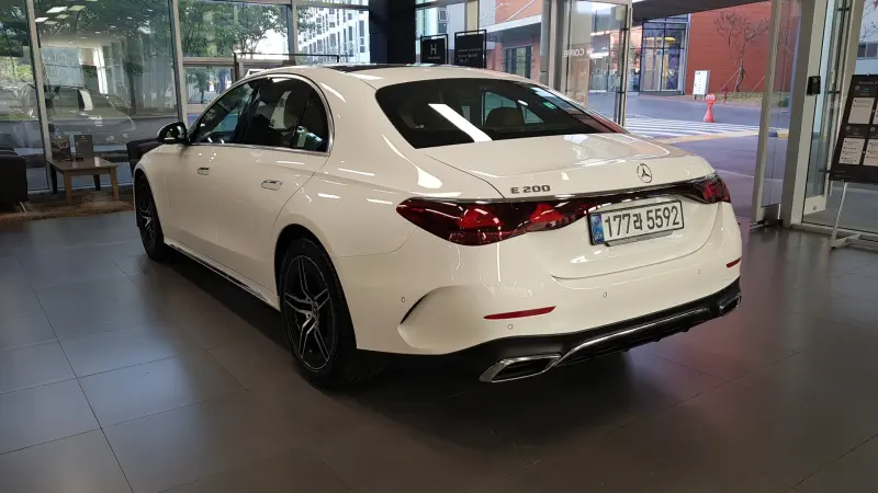 Mercedes-Benz E-Class