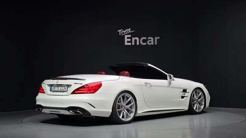 Mercedes-Benz SL-Class