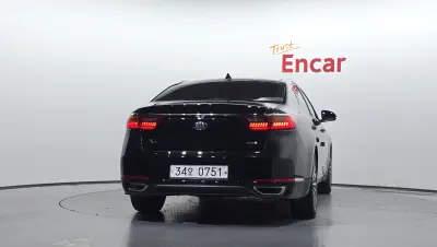 Kia K7 4