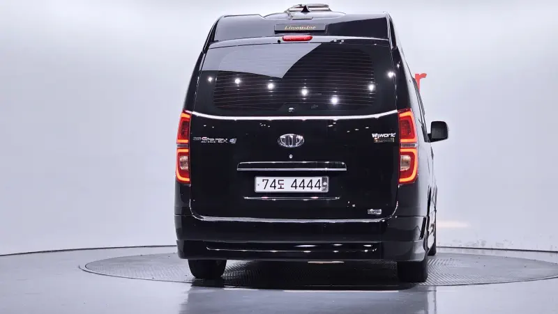 Hyundai Grand Starex