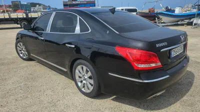 Hyundai Equus