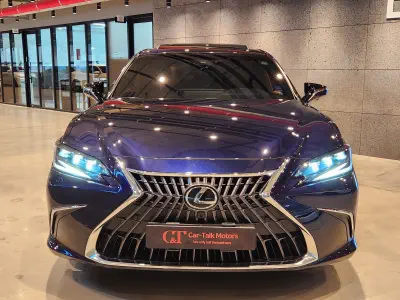 Lexus ES300h