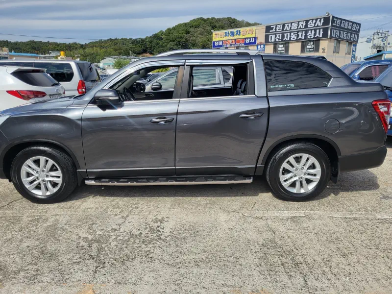 SsangYong Rexton Sports