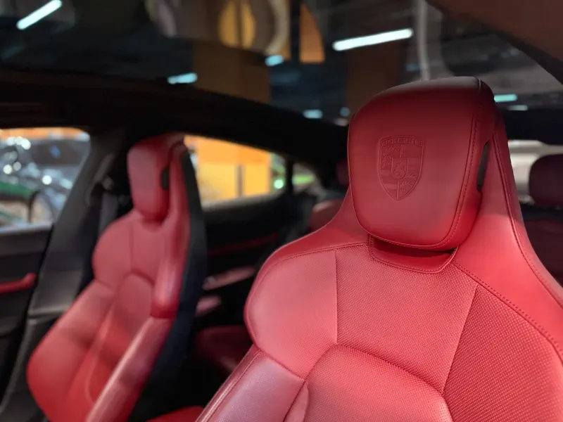 Porsche Taycan