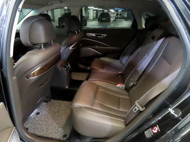 Kia K9