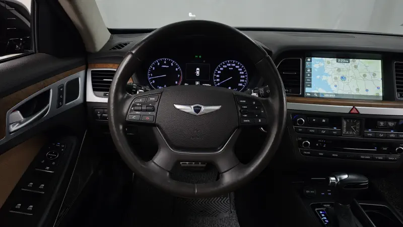 Hyundai Genesis
