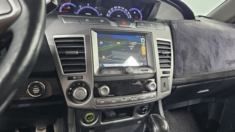 SsangYong Korando Turismo