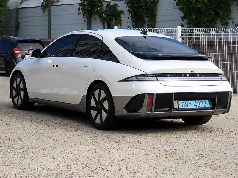 Hyundai Ioniq 6