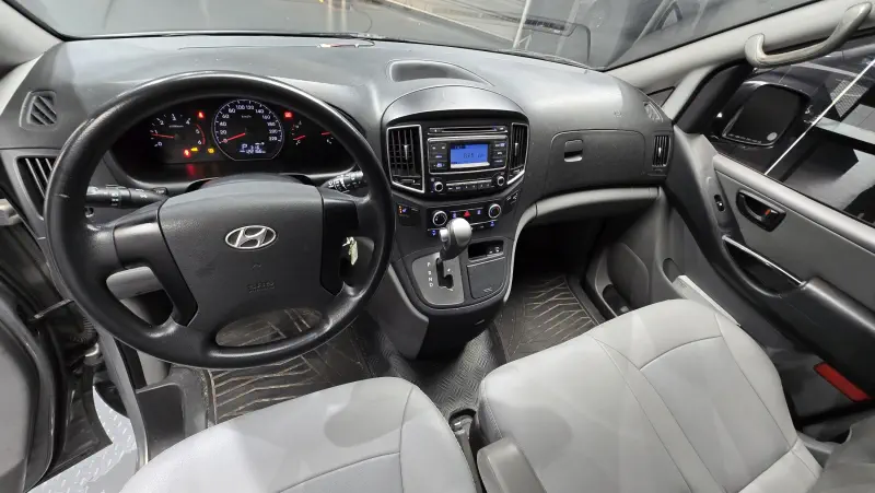 Hyundai Grand Starex