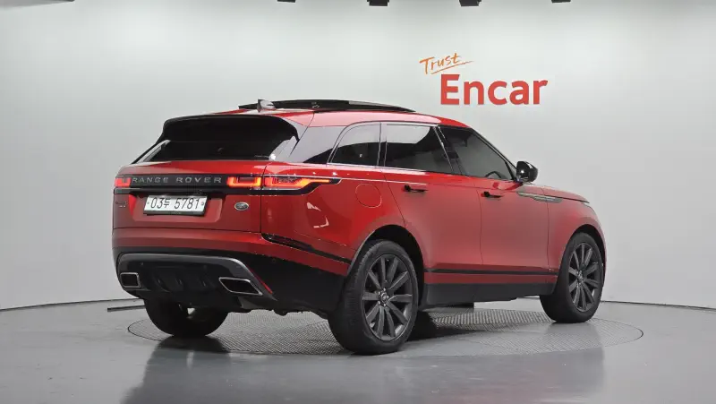 Land Rover Range Rover Velar
