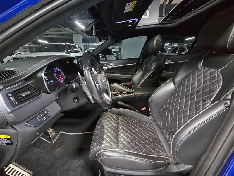 Genesis G70