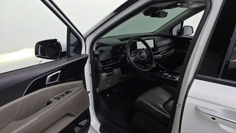 Купить Kia Carnival Chungnam из Кореи