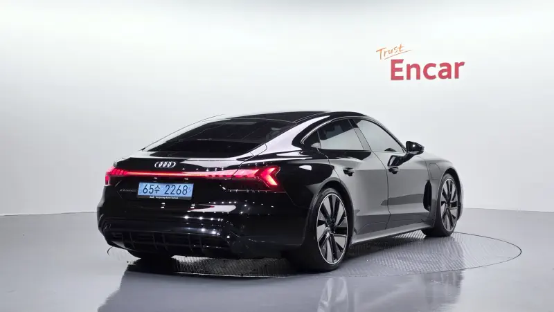 Audi e-tron GT